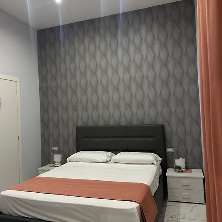 Luxury 2.0 Bed & Breakfast Наполи Екстериор снимка