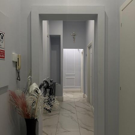 Luxury 2.0 Bed & Breakfast Наполи Екстериор снимка