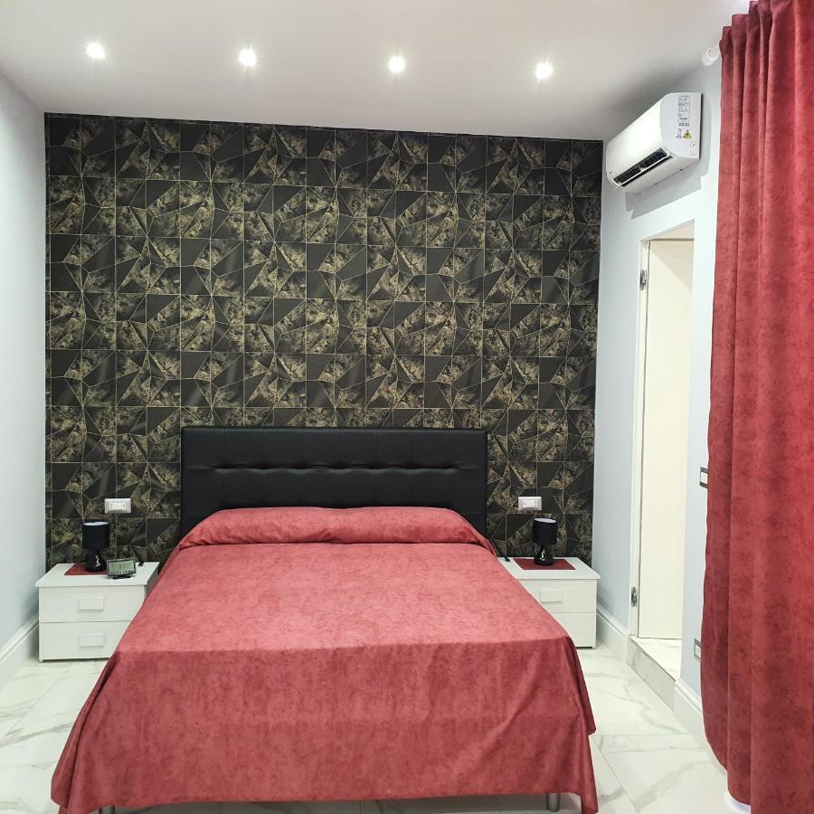 Luxury 2.0 Bed & Breakfast Наполи Екстериор снимка