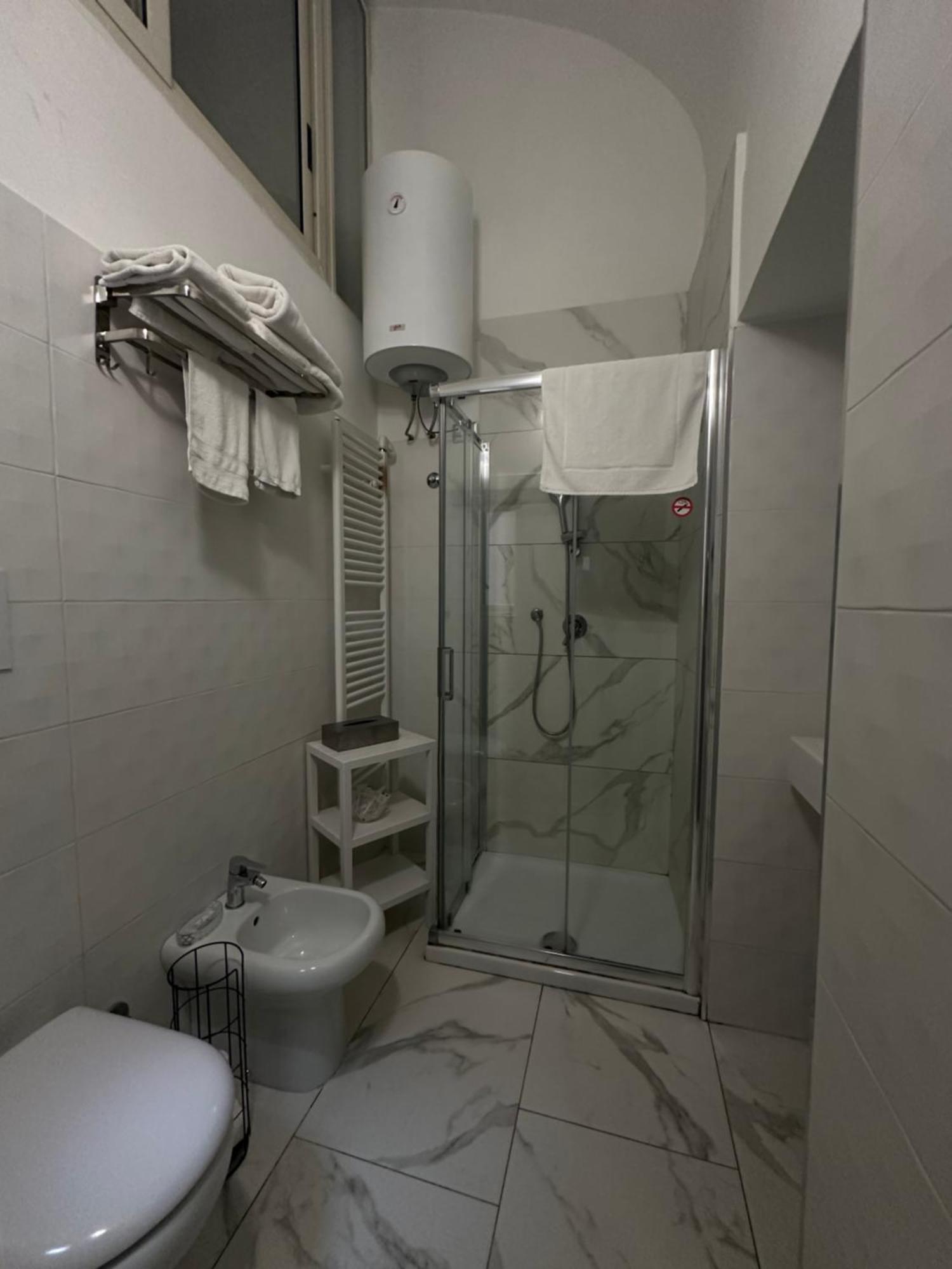 Luxury 2.0 Bed & Breakfast Наполи Екстериор снимка