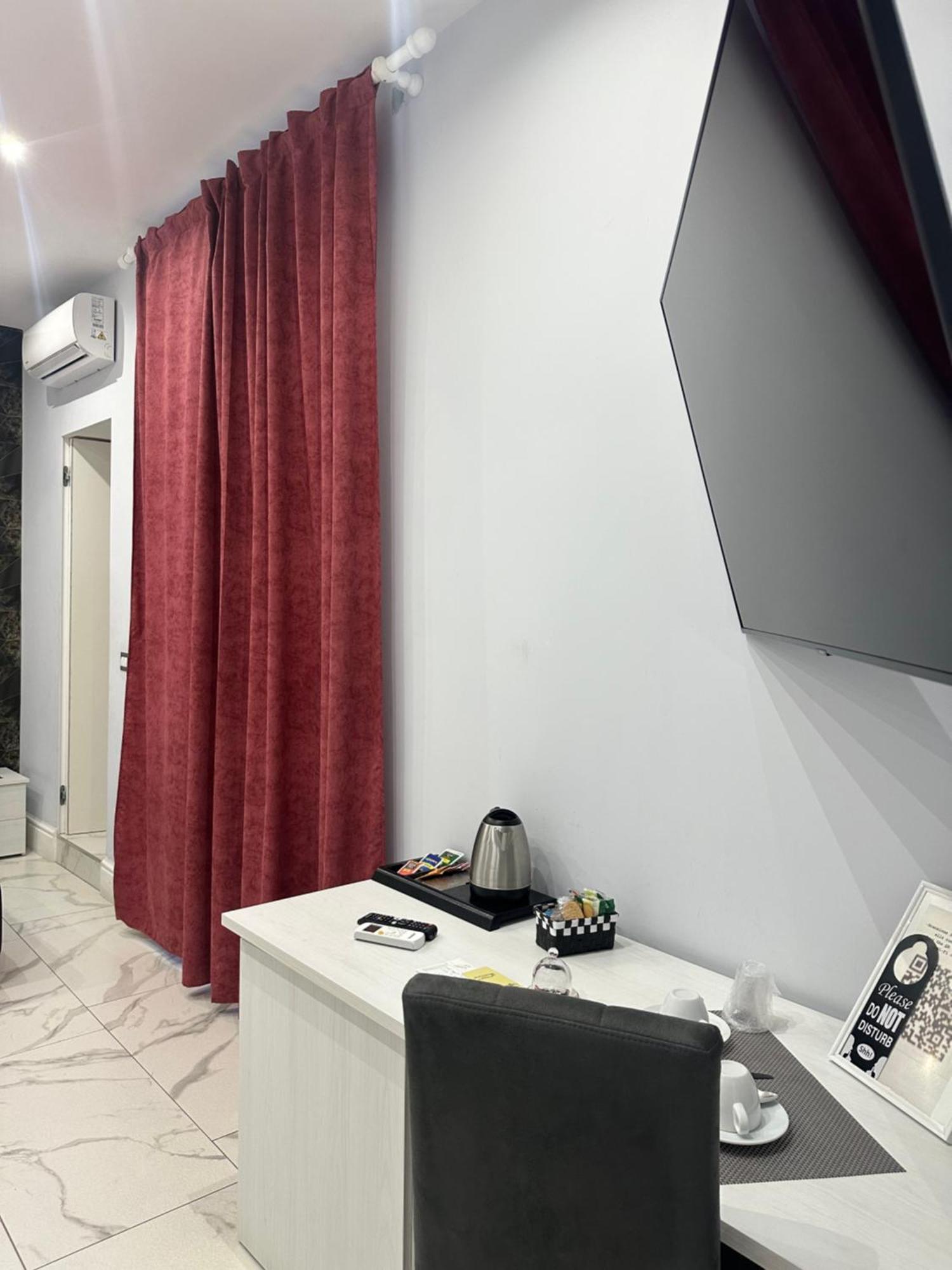 Luxury 2.0 Bed & Breakfast Наполи Екстериор снимка