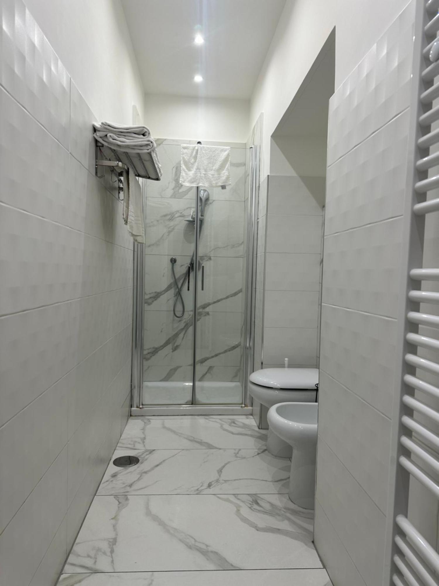 Luxury 2.0 Bed & Breakfast Наполи Екстериор снимка