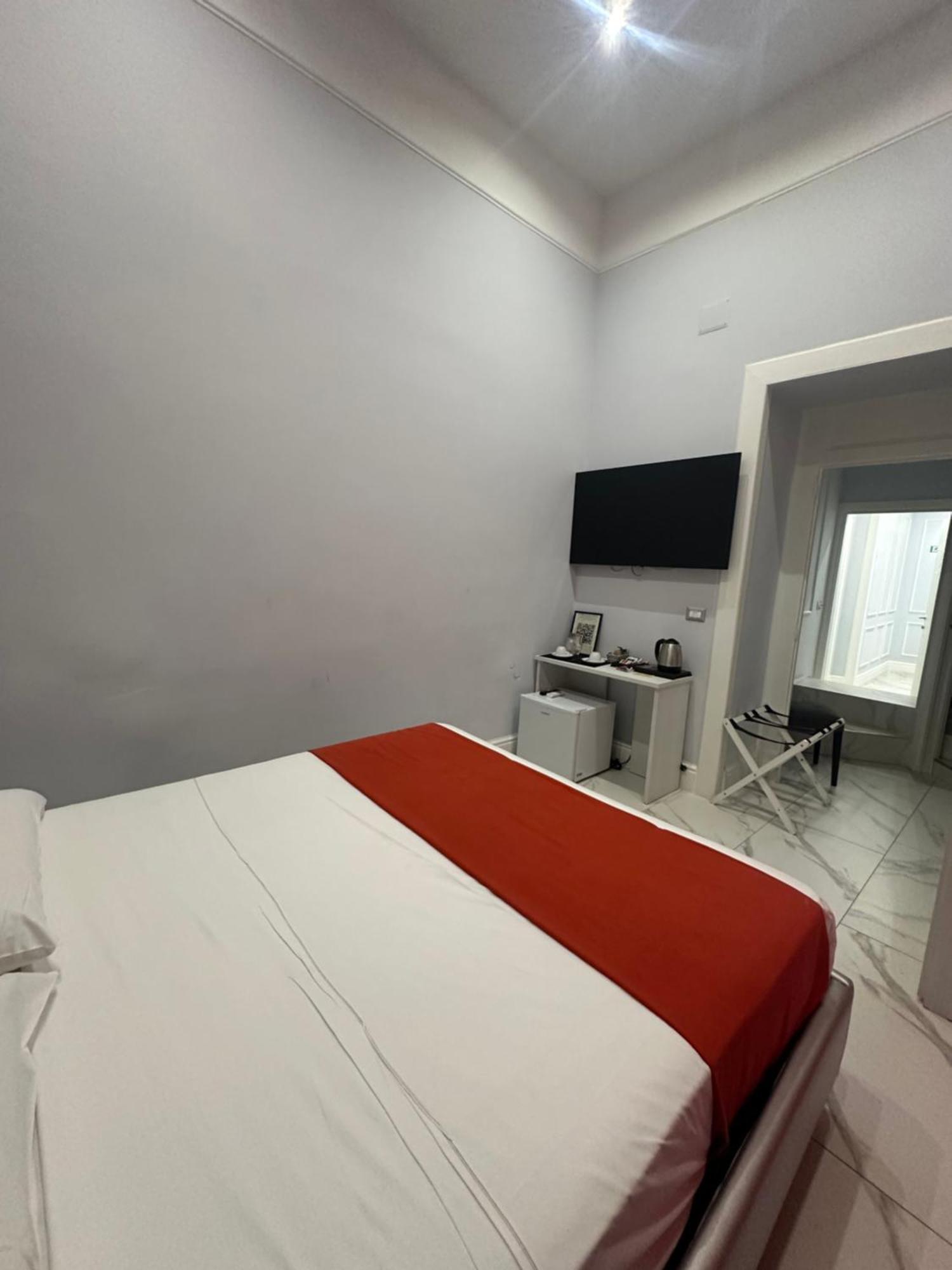 Luxury 2.0 Bed & Breakfast Наполи Екстериор снимка