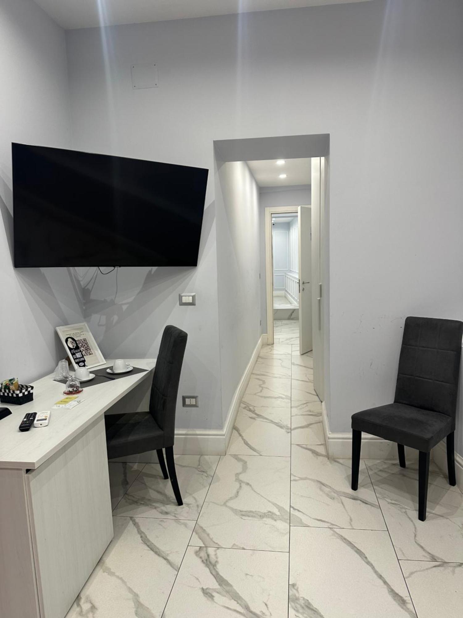 Luxury 2.0 Bed & Breakfast Наполи Екстериор снимка