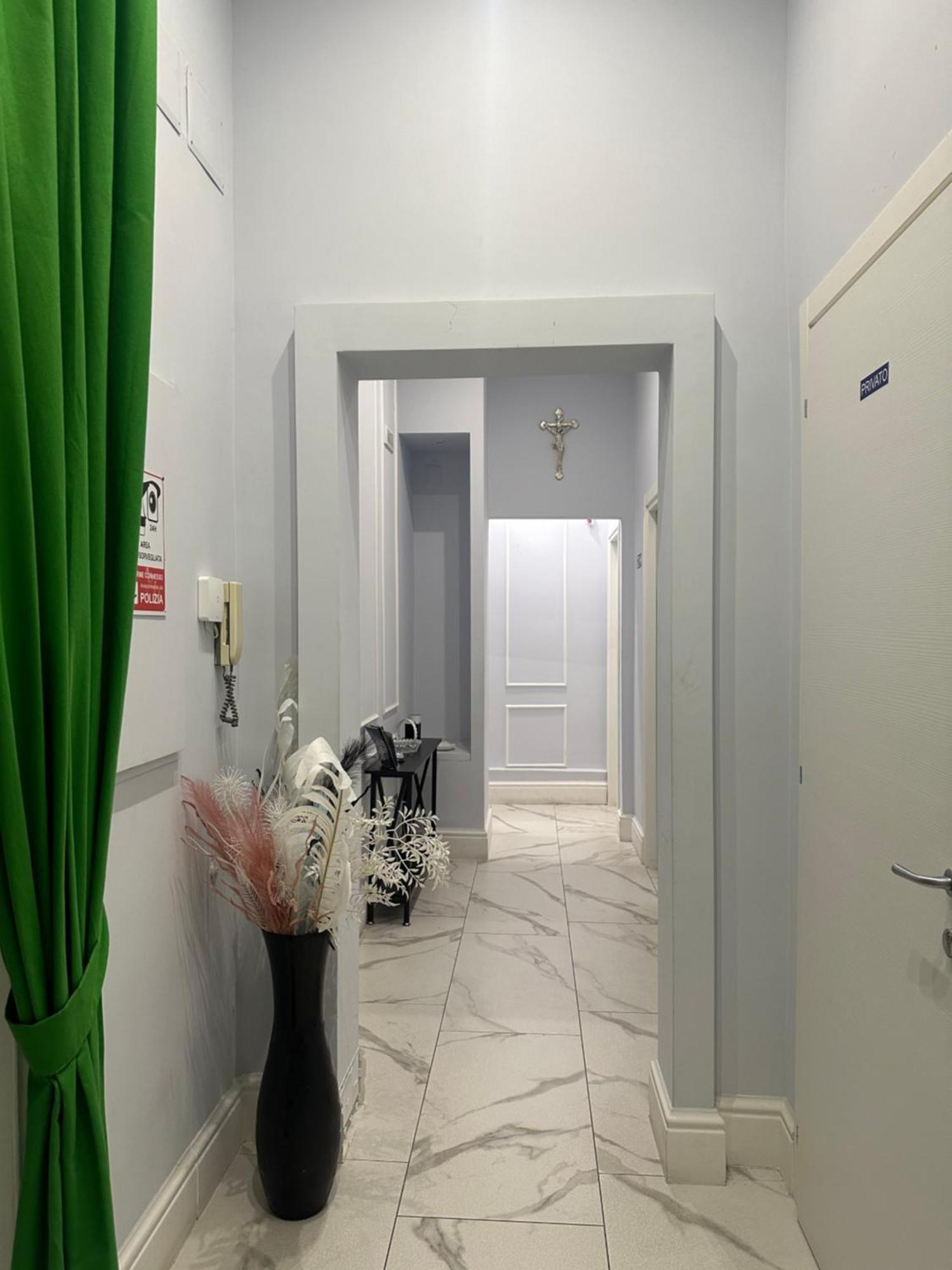 Luxury 2.0 Bed & Breakfast Наполи Екстериор снимка